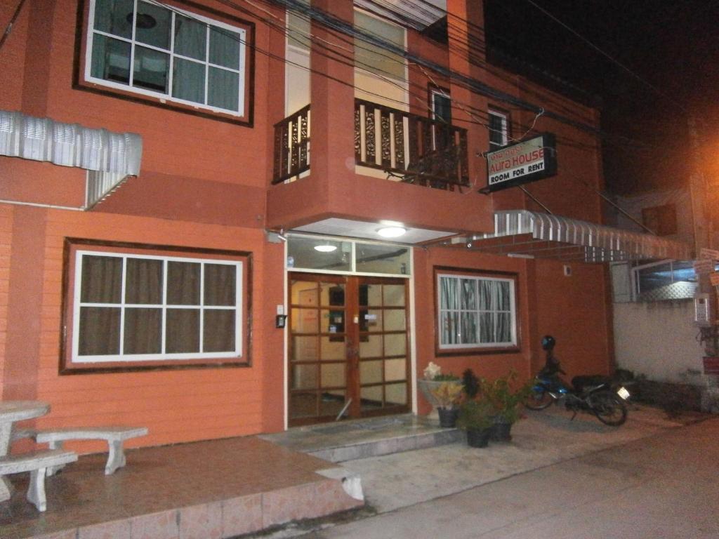 Aura House Hotel Pattaya Eksteriør billede