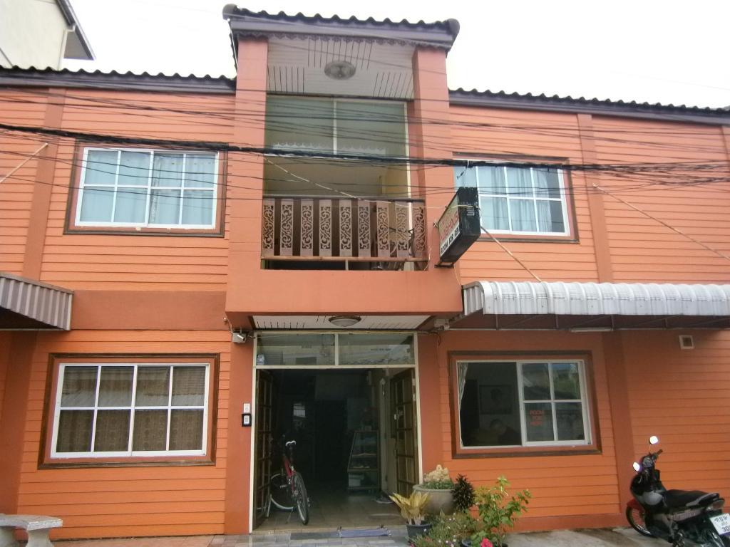 Aura House Hotel Pattaya Eksteriør billede