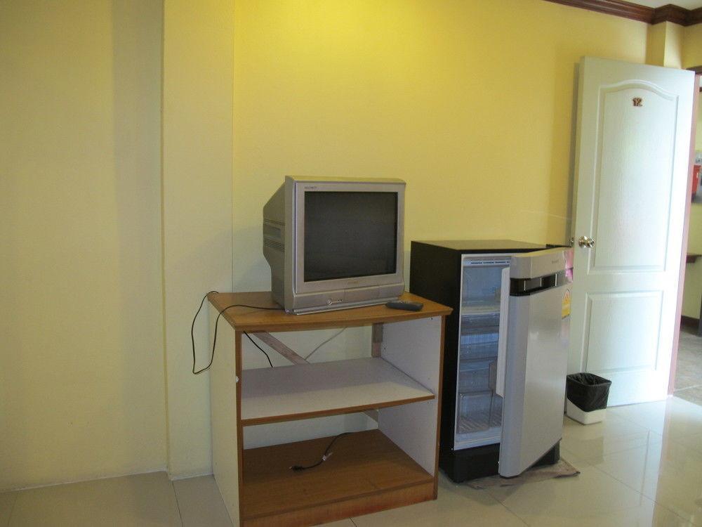 Aura House Hotel Pattaya Eksteriør billede