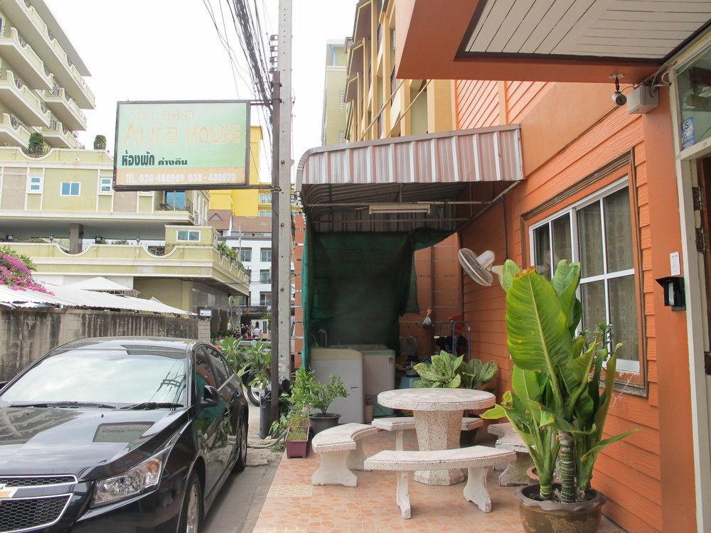 Aura House Hotel Pattaya Eksteriør billede